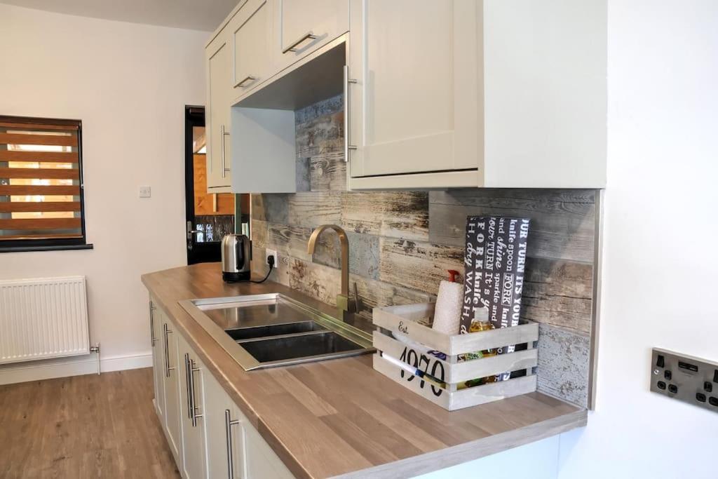 Queensgate Holiday Cottage Beverley With Parking מראה חיצוני תמונה